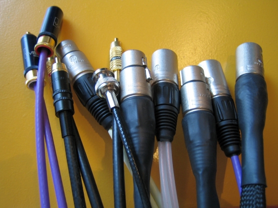 Digital Cables compared – AES/EBU, Coax,Toslink and ST Glass | HFA ...