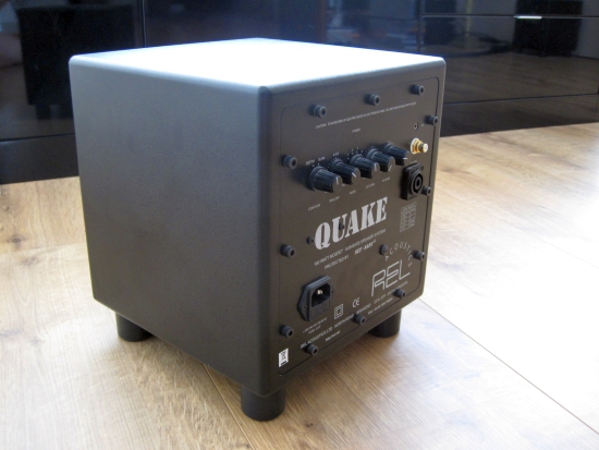 quake subwoofer