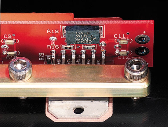 rowland-concentra-2-inside-4-lm3886-ics-from-national-semiconductor_550pix