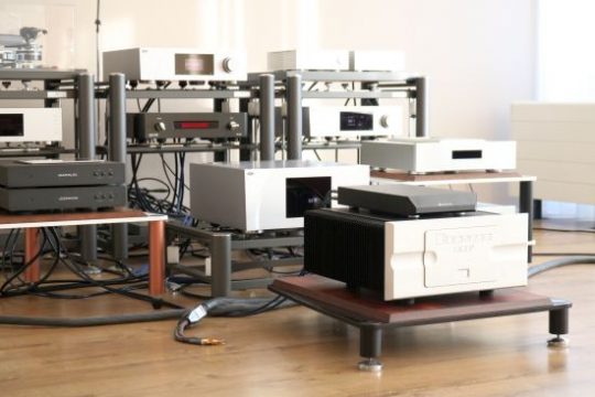 Artesania Organic Line Modular Floor Platform | HFA - The Independent ...
